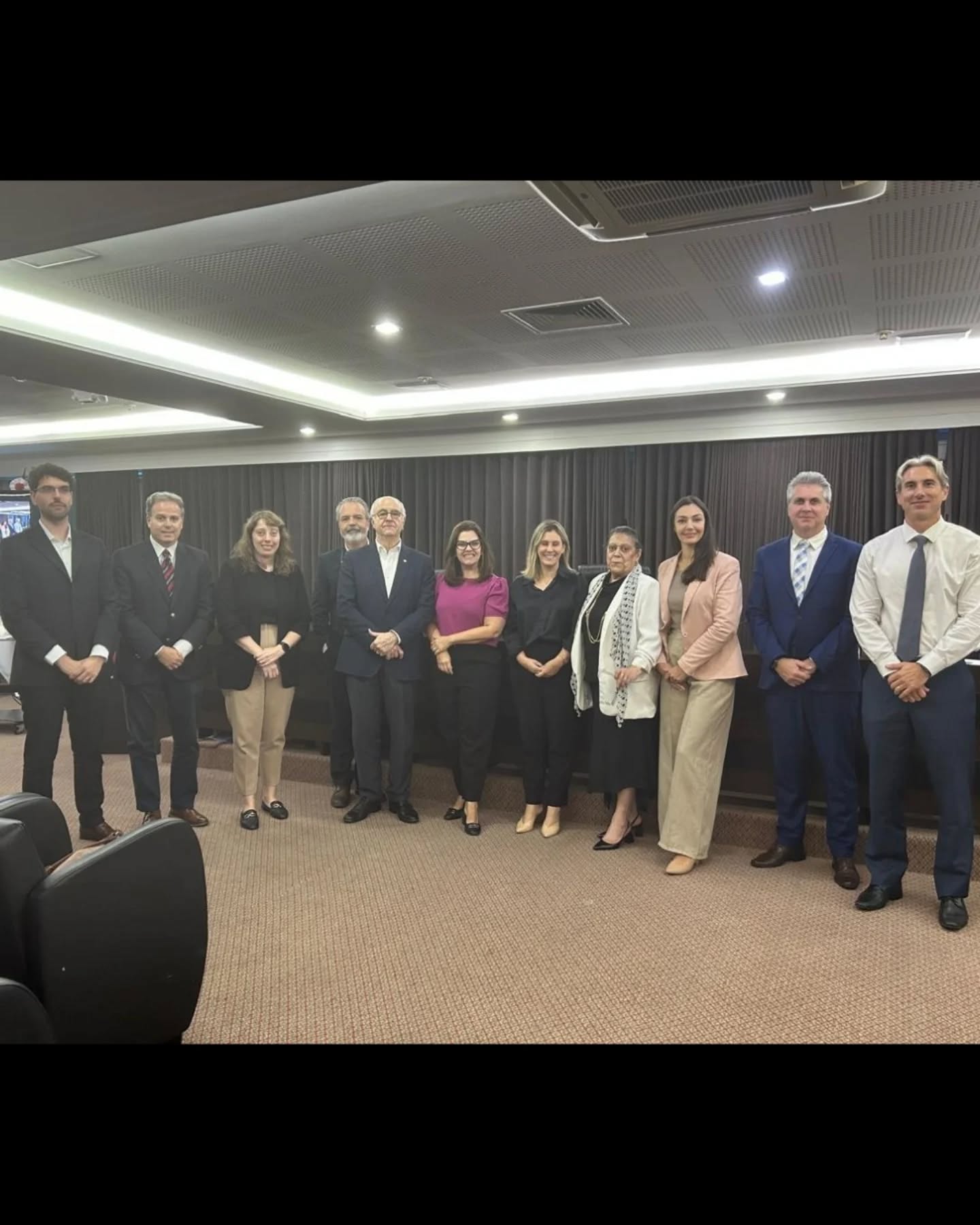 Na noite de ontem (15/05/2025), tive a honra e a felicidade de ser designado como membro da Comissão Especial de Defesa do Consumidor da OAB/RS (triênio 2025/2027), presidida pela Dra. Teresa Cristina Fernandes Moesch.
Agradeço pela confiança e pela oportunidade de poder trabalhar em conjunto com tantos colegas altamente qualificados.