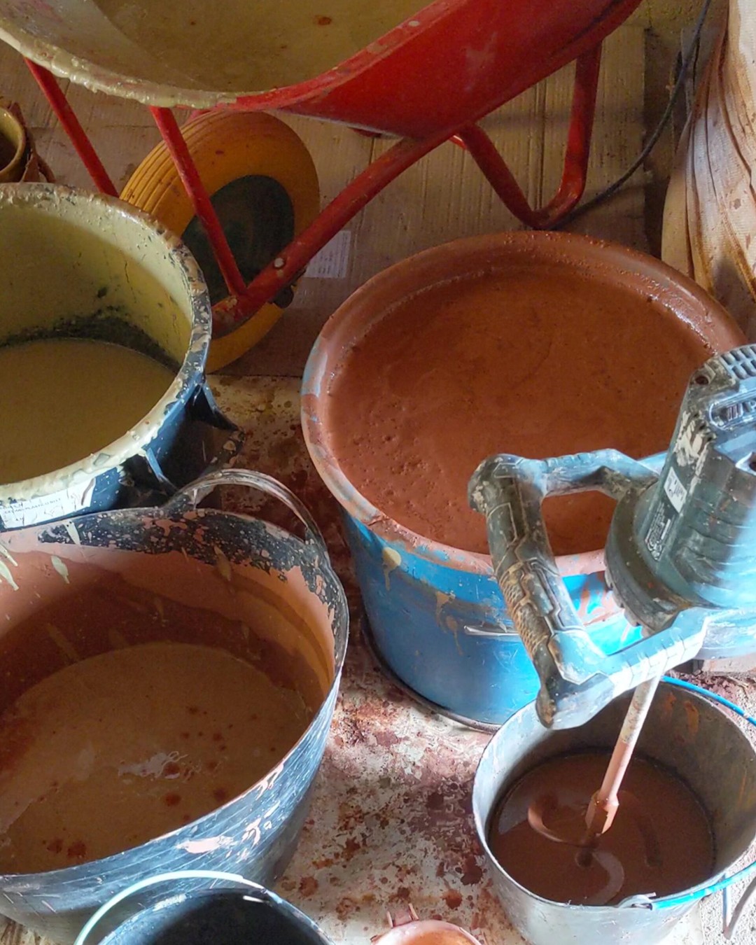 A modular brick, made of natural wool with light earth method (LEM), which results in a light-weighted high-density material. Brickwool by @terra___som / More at MaterialDistrict.com
#MaterialInspiration #Materials #BiobasedMaterials