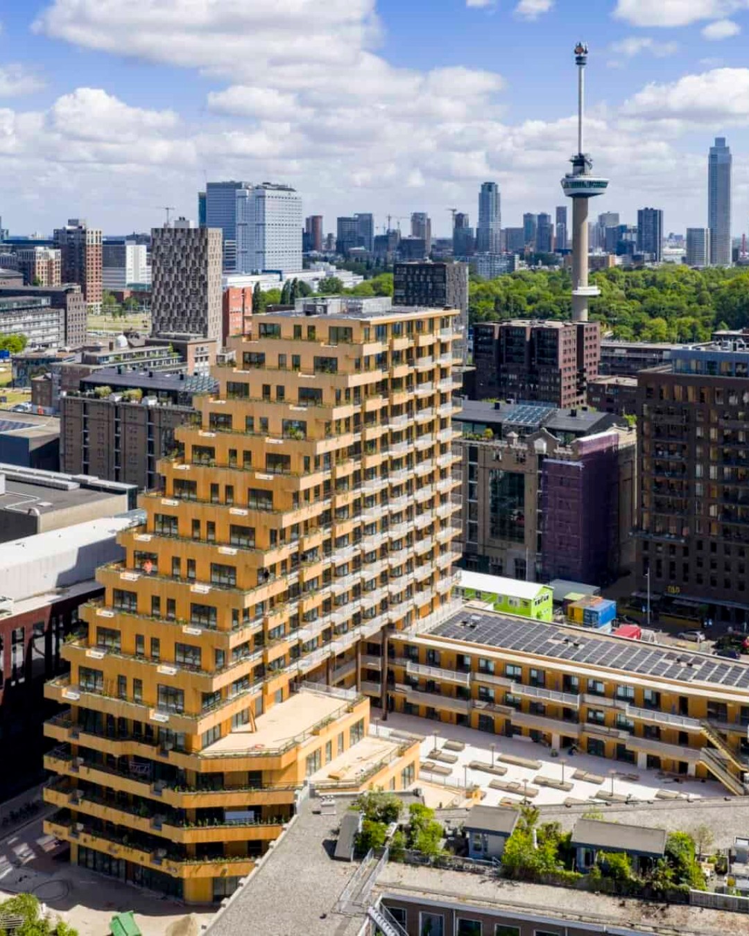 SAWA, the 50-metre timber residential building on Rotterdam’s Lloydpier, has won the 2025 National Timber Construction Award, just hours after the Dutch queen Máxima officially opened the building, highlighting its national importance and its forward-looking design approach.
Developed by @nicedevelopers and @era.contour and designed by Mei architects and planners, SAWA shows how circular and biobased materials can change the way cities grow.
Read more at MaterialDistrict.com
#MaterialInspiration #Materials #TimberConstruction #CircularDesign #BiobasedMaterials #SustainableArchitecture #UrbanBiodiversity #CLT #MassTimber #NatureInclusiveDesign #LowCarbonBuilding #MaterialInnovation