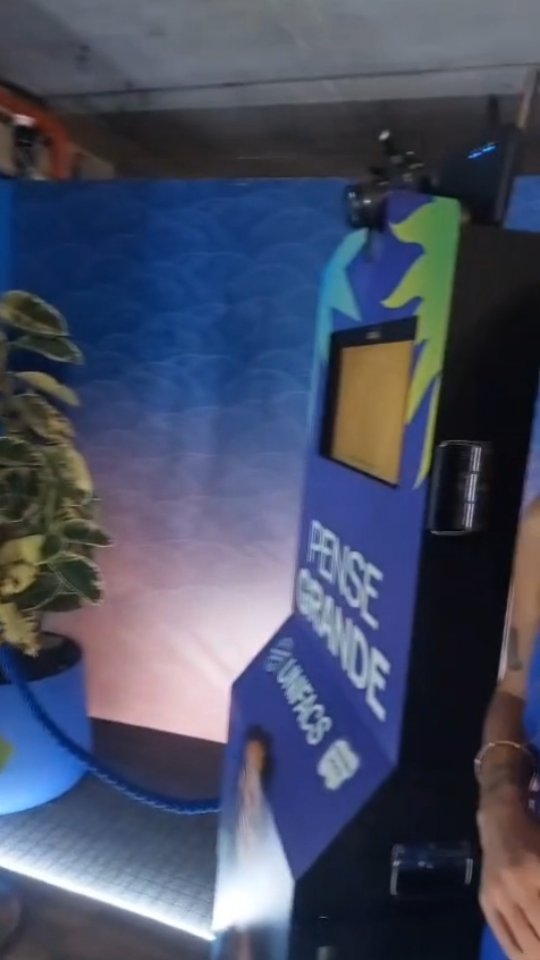 Solicite seu orçamentoContato ZAP: (71) 99685-2102Site: Facebook: DigaX FotocabineE-mail: conta....